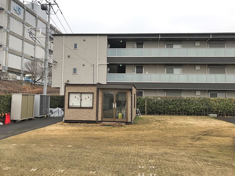 新座メモリアル　広々とした倉庫周り