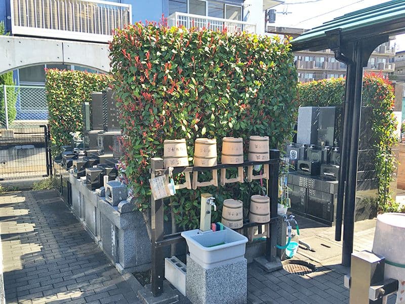板橋向原浄苑　苑内いづれかの水汲み場雰囲気
