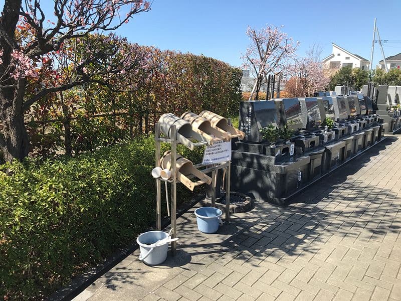 第二草加聖地霊園 毛長の里　自由に利用が可能な桶や柄杓