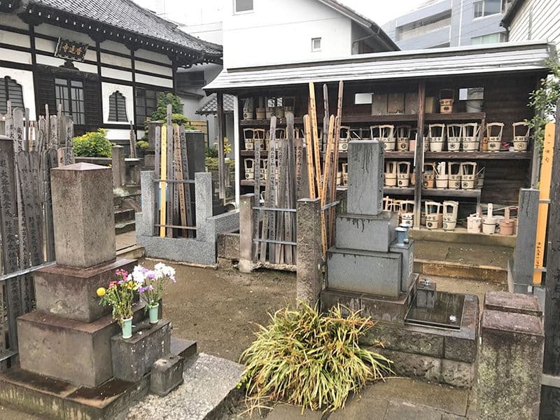 栄古山 香蓮寺