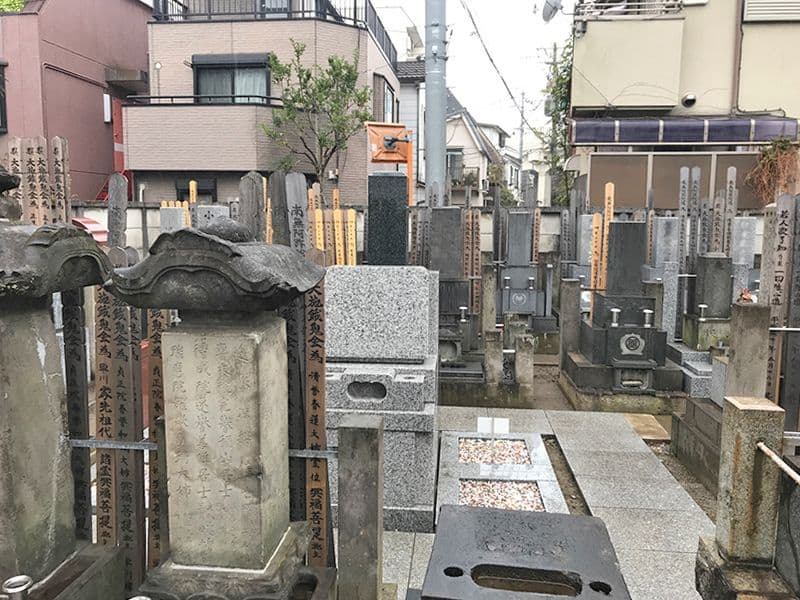 栄古山 香蓮寺