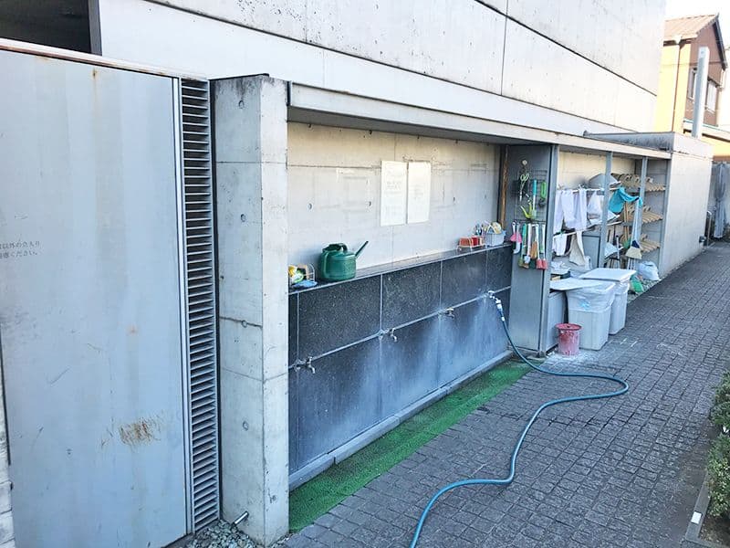江東メモリアル　段差のない広い水場