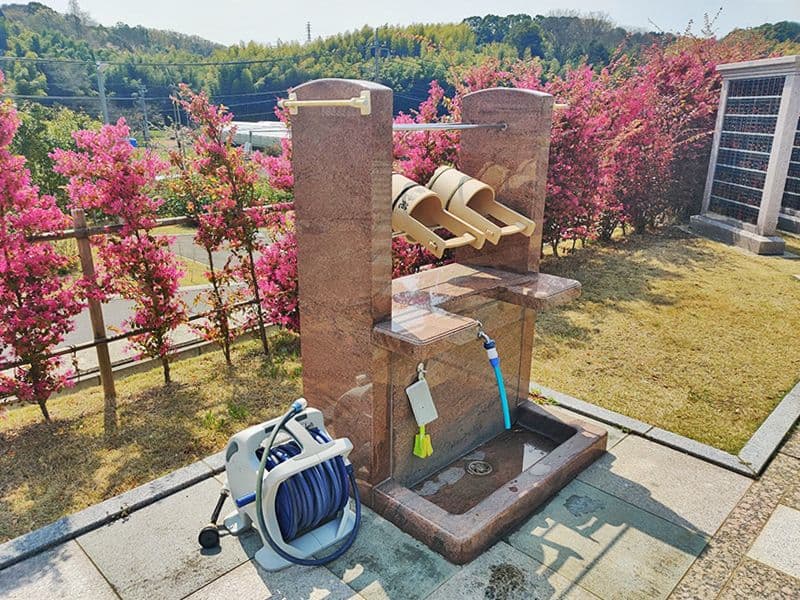 横浜三保浄苑　清潔な水汲み場
