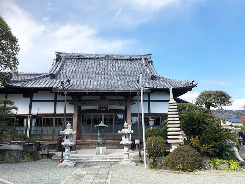 東学寺　樹木葬・花壇墓地