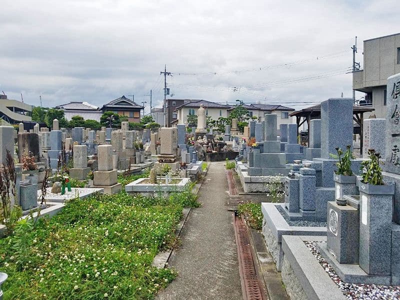 三ヶ字共有墓地