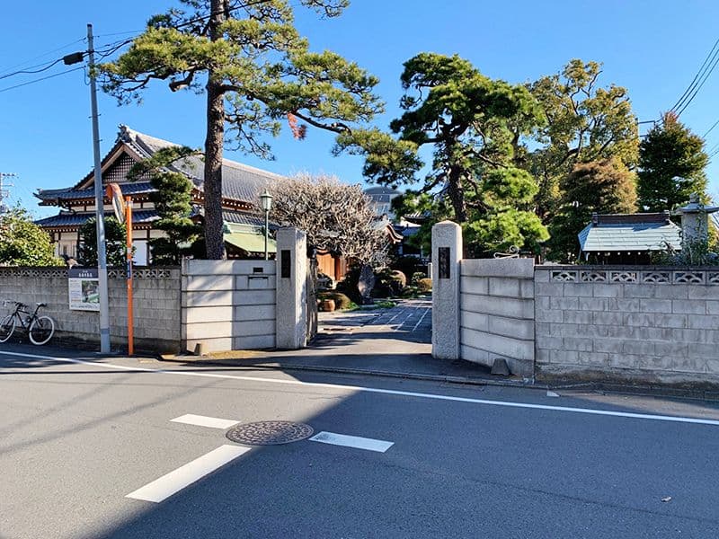 泉福寺墓苑