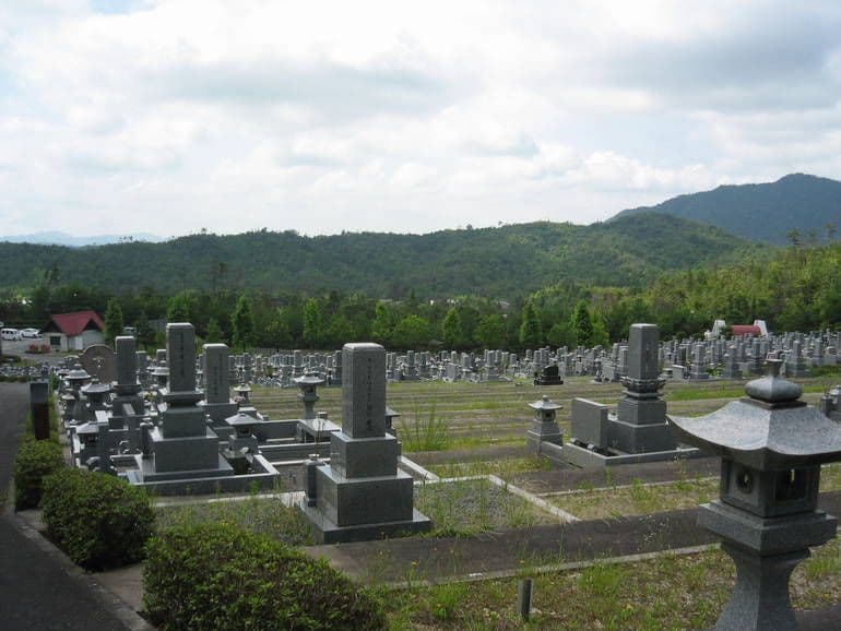 ひがしひろしま墓園