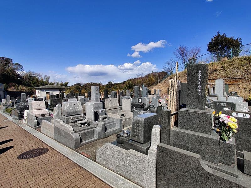 緑ヶ丘霊園