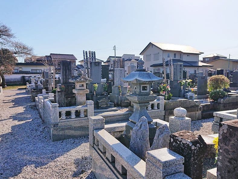 玉宝公園墓地