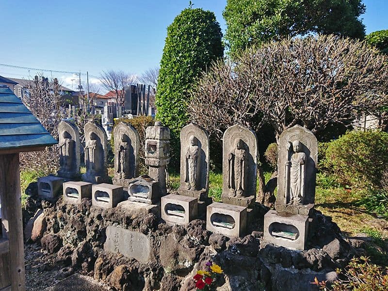 玉宝公園墓地