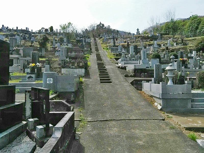 見晴らし墓苑 （勝楽寺墓苑）　和型墓石