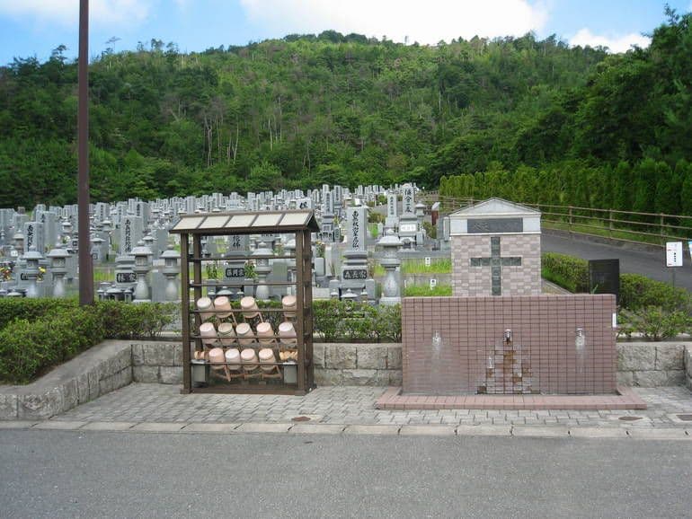 ひがしひろしま墓園