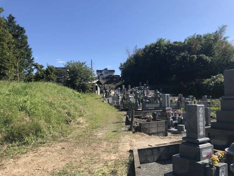 三次市畠敷墓地