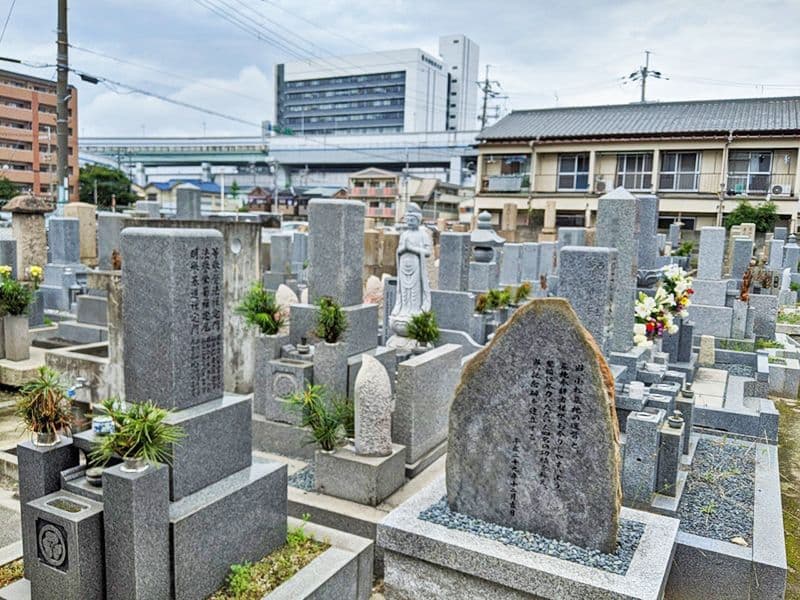 小松墓地