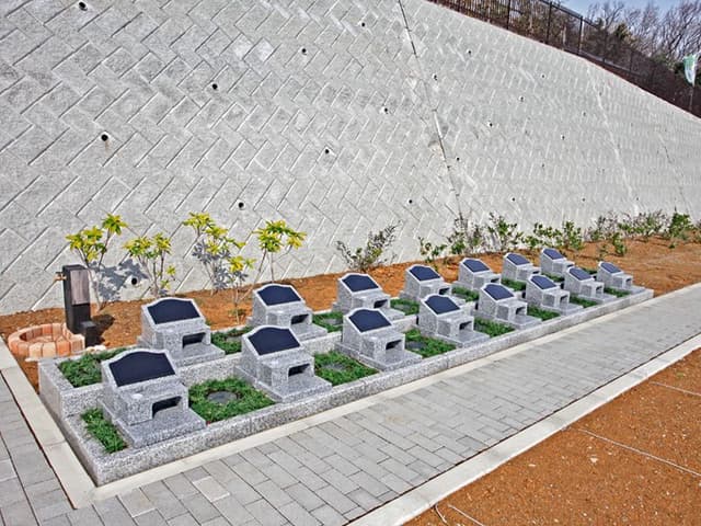 新吉祥公園墓地