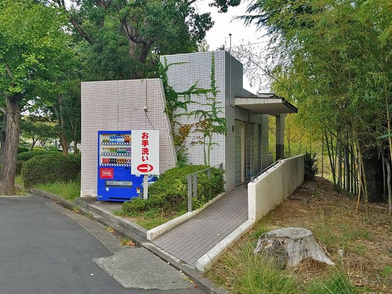 大阪市設 服部霊園