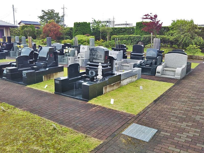 八幡霊園