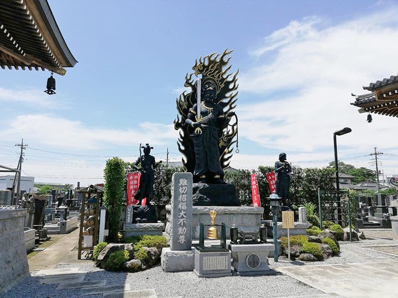 定泰寺霊園