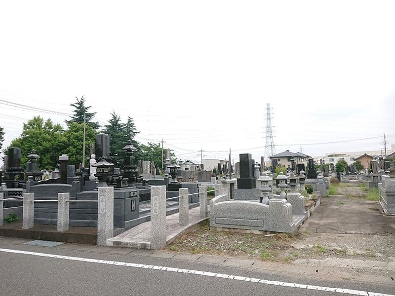 連取中央霊園