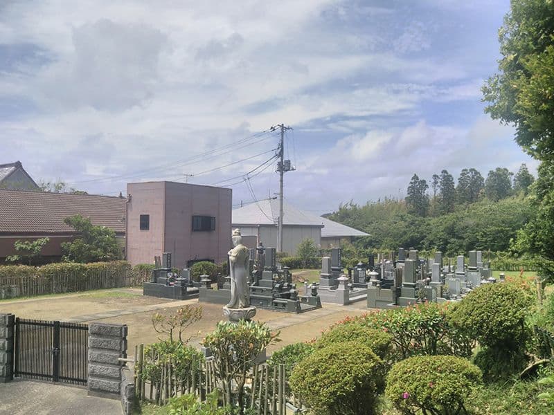 延寿寺墓苑