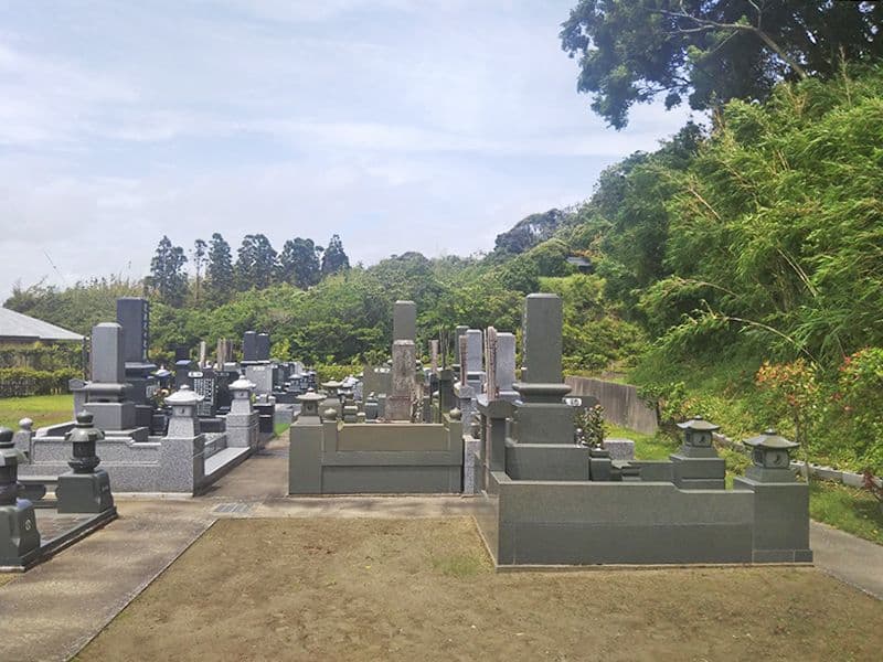 延寿寺墓苑