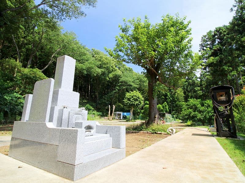 円覚寺白雲庵墓苑