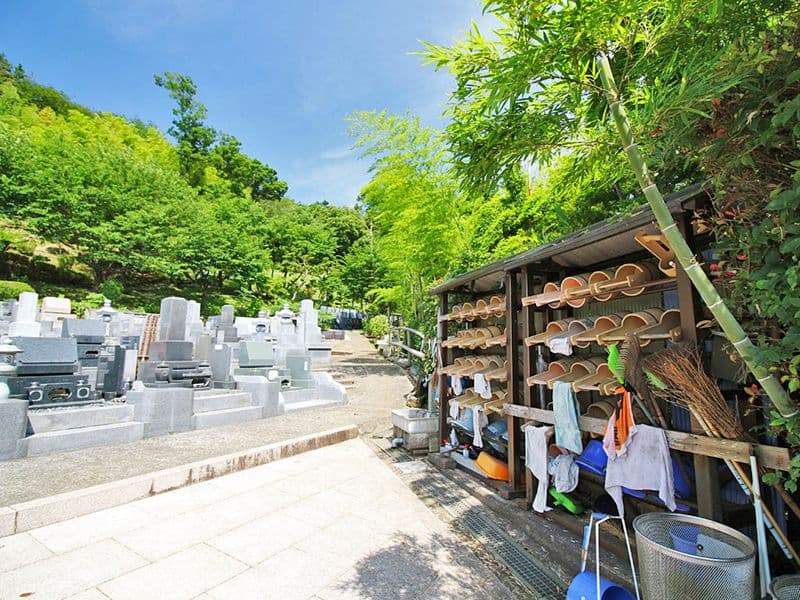 円覚寺白雲庵墓苑