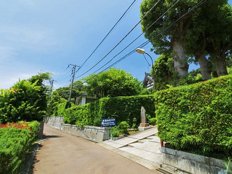 円覚寺白雲庵墓苑