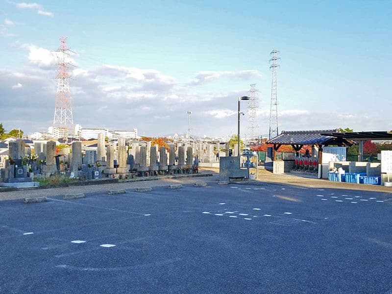 車塚共同墓地