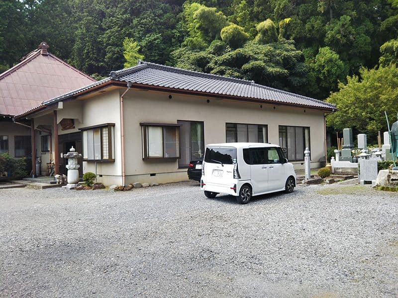 自然豊かな杜 自然葬墓苑
