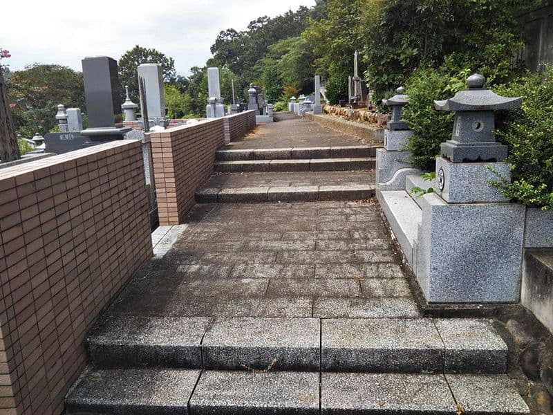 鳩山春秋の里霊園