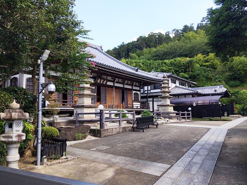 円覚寺白雲庵墓苑