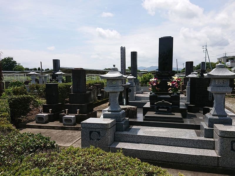 五ヶ西墓地