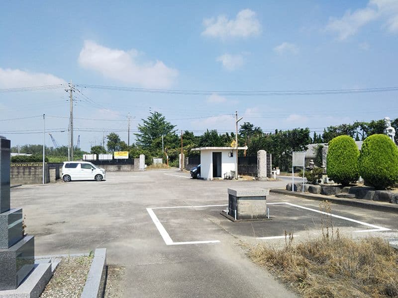 鳴子墓地