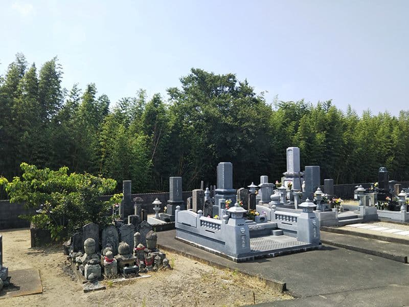 極楽寺霊苑