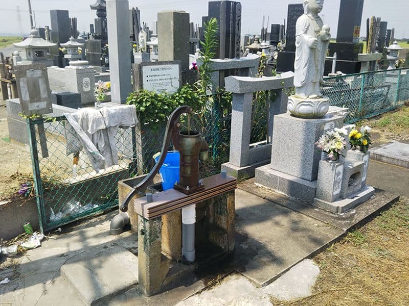 米島墓地