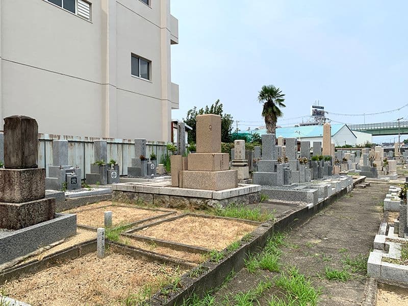 川俣墓地