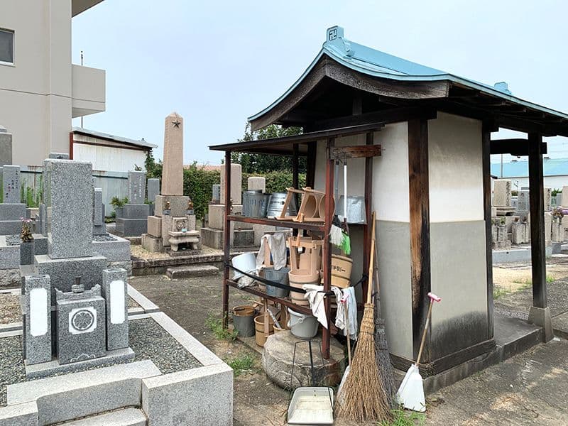 川俣墓地