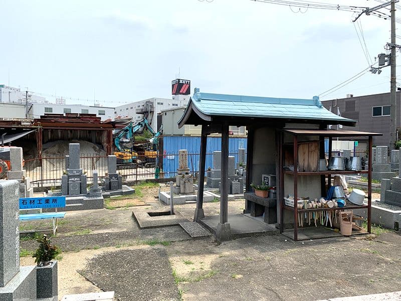 川俣墓地