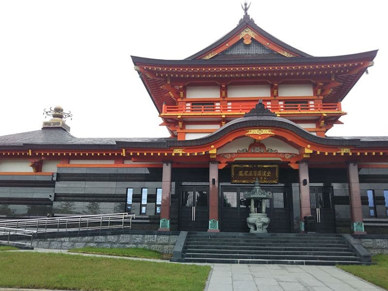 ばらと霊園