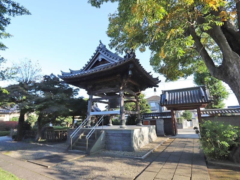 龍山院墓苑