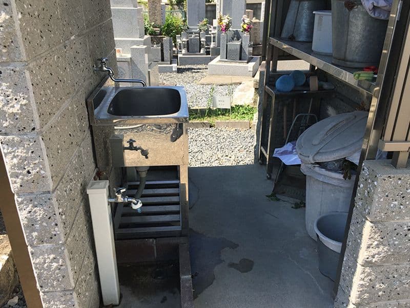 三津屋霊園