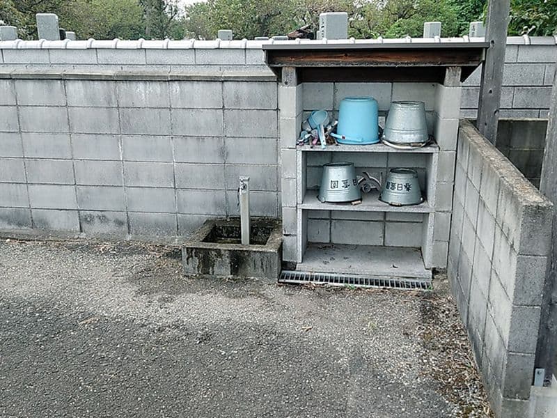 枚方市春日霊園
