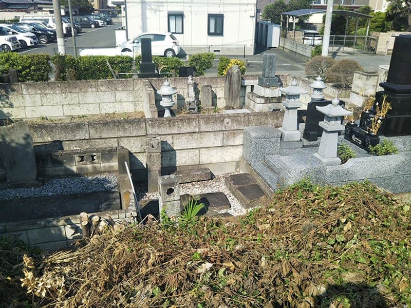 伊勢崎宗高町墓地