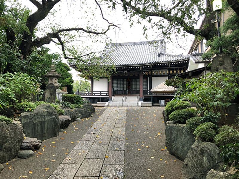 実相院墓苑