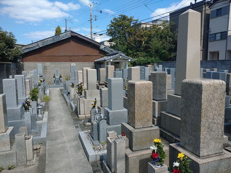 別所墓地