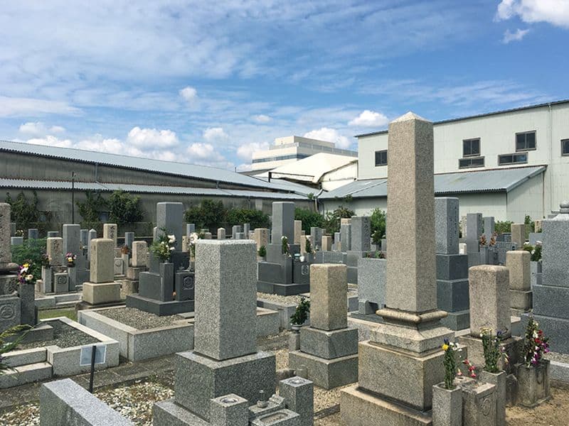 穂積墓地