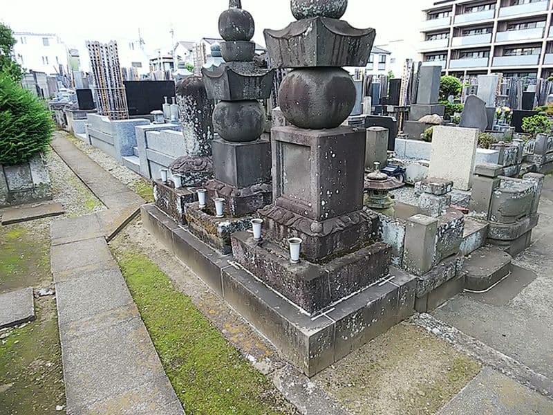 円光院墓苑