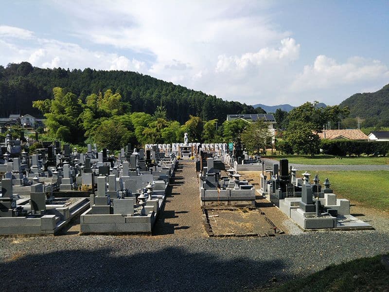 報恩寺墓地