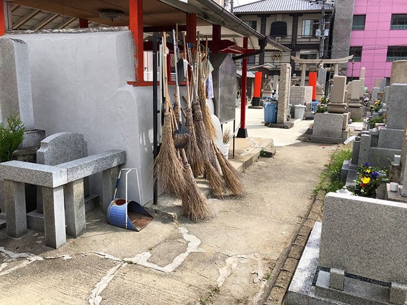 桑津墓地